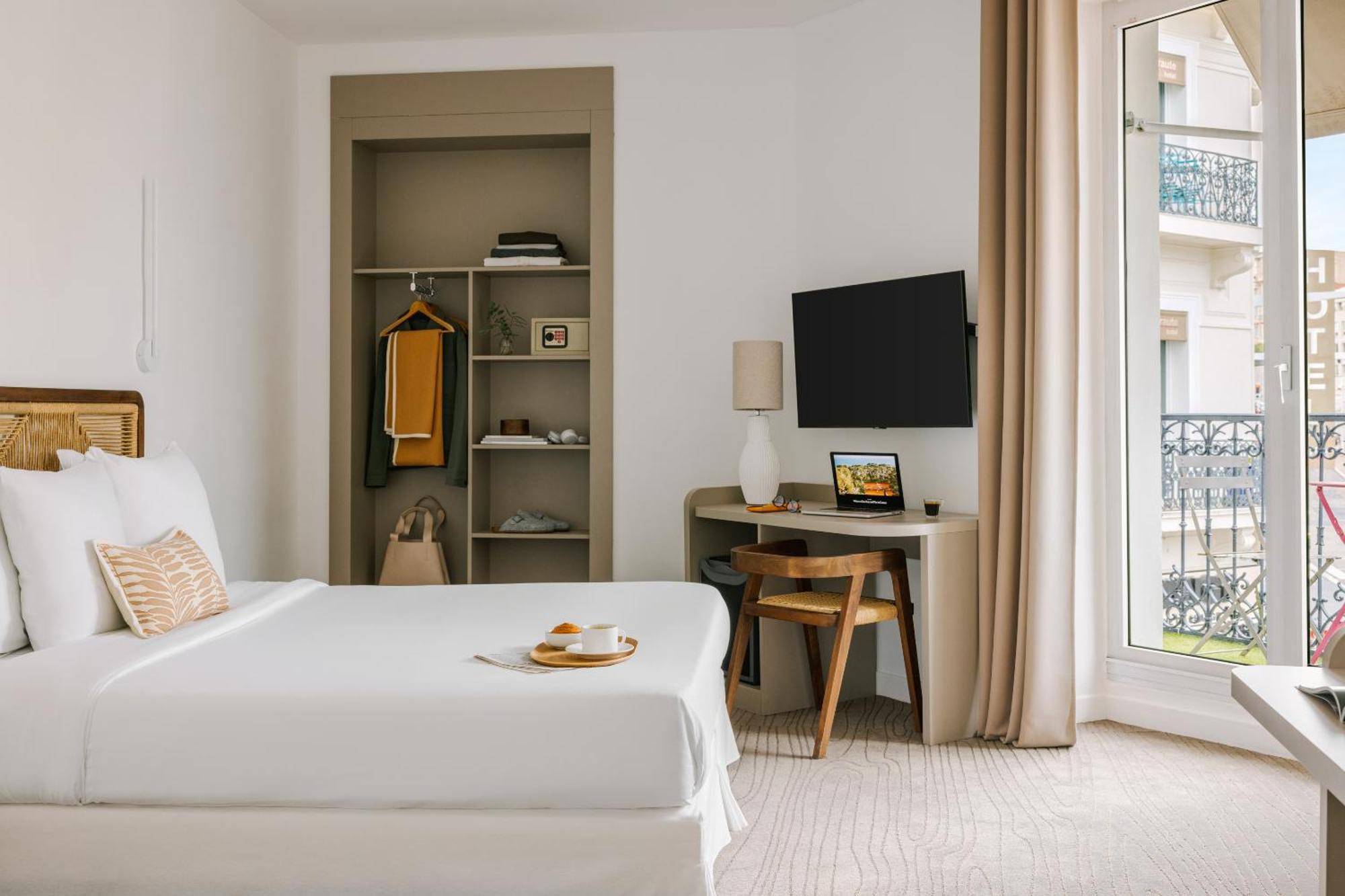 Yelo Lumiere Powered By Sonder Hotel Cannes Exterior foto