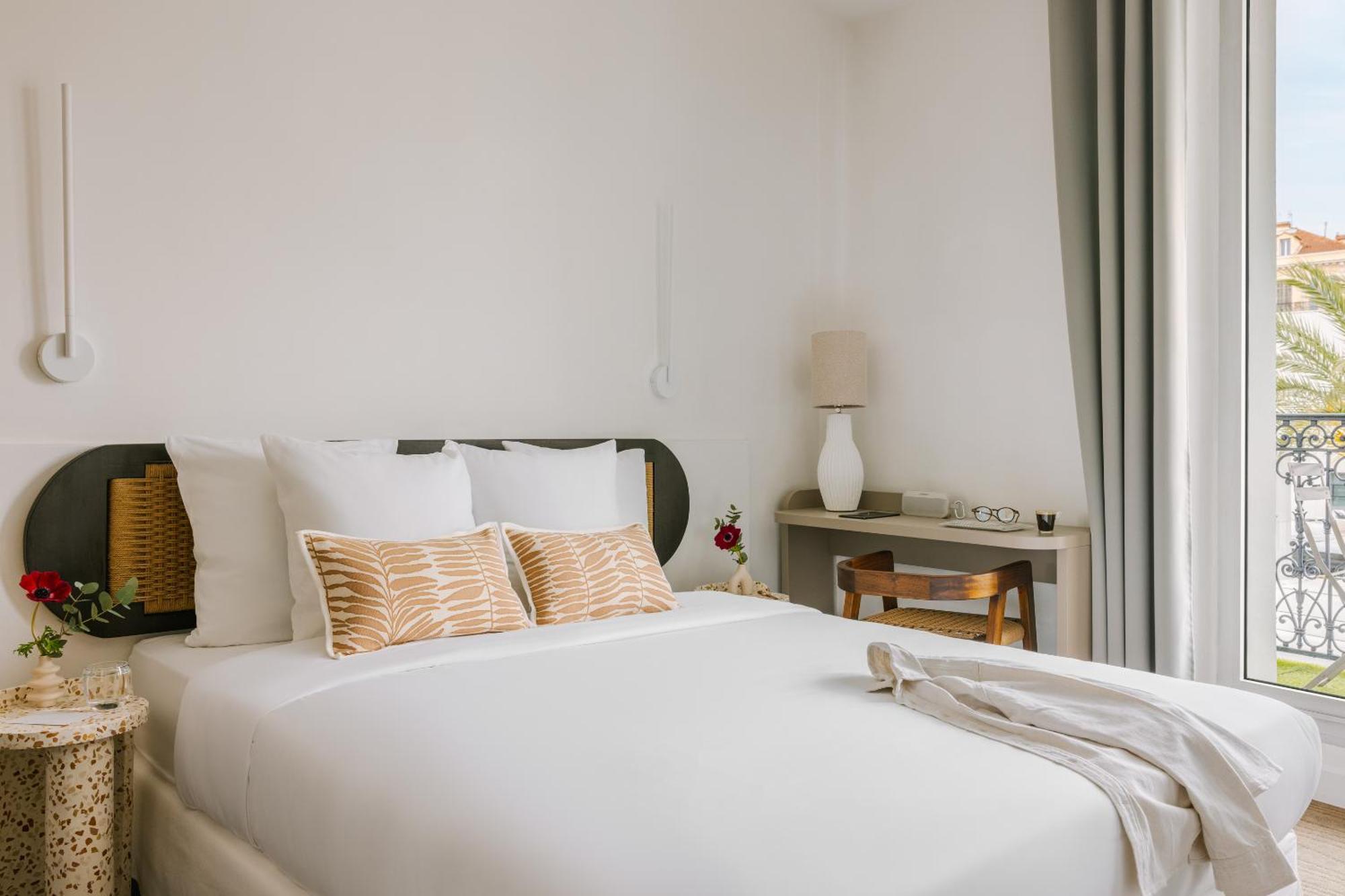 Yelo Lumiere Powered By Sonder Hotel Cannes Exterior foto